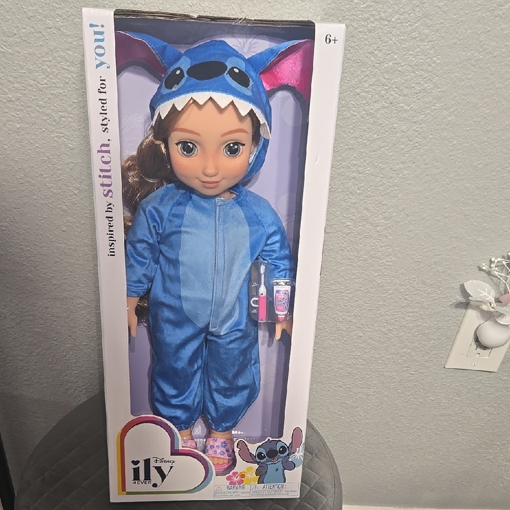Stitch-Inspired Doll with Blue Outfit DISNEY 18 INCHS ILY RED HAIR